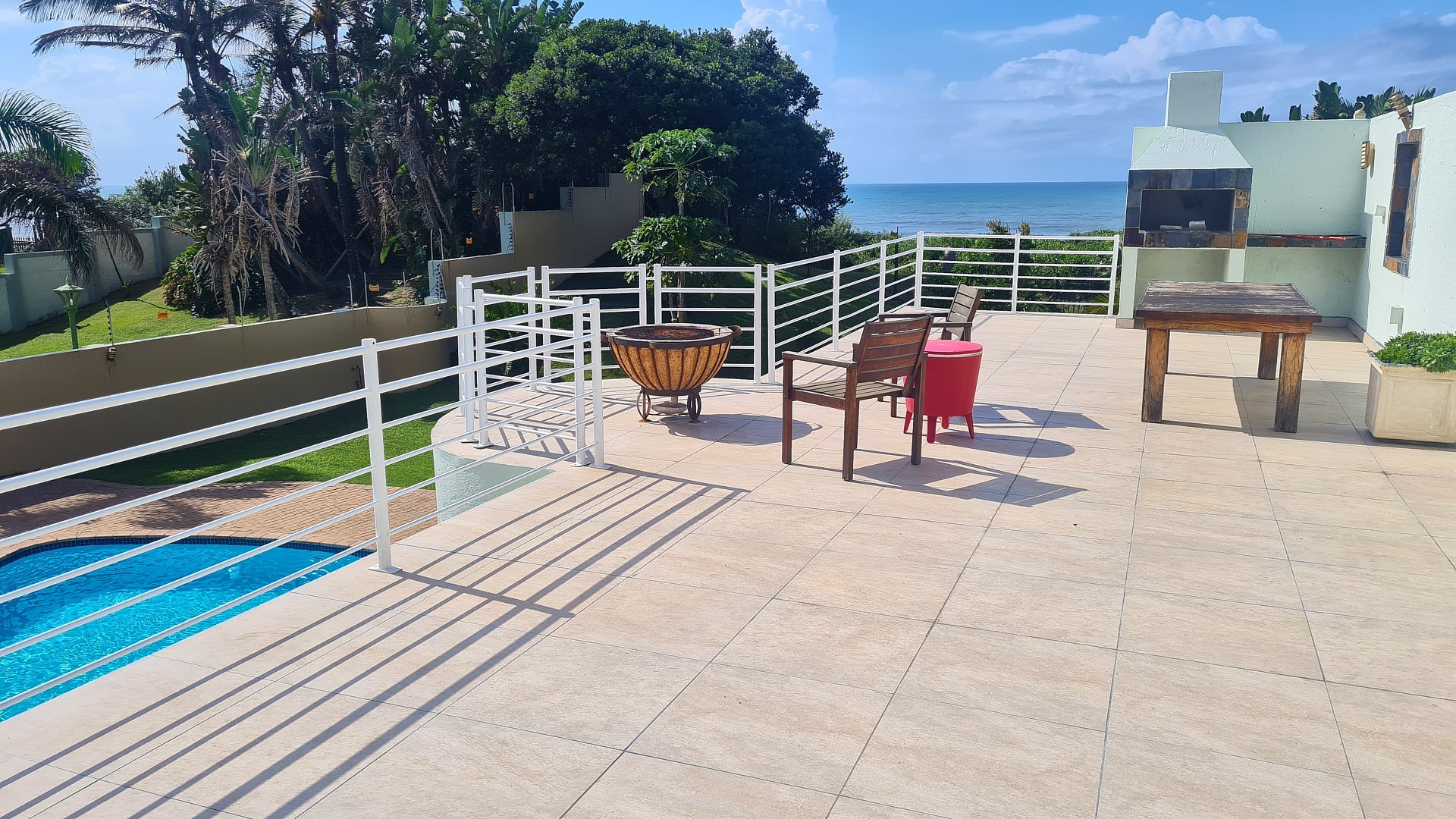 5 Bedroom House For Sale in Ramsgate RE/MAX™ of Southern Africa