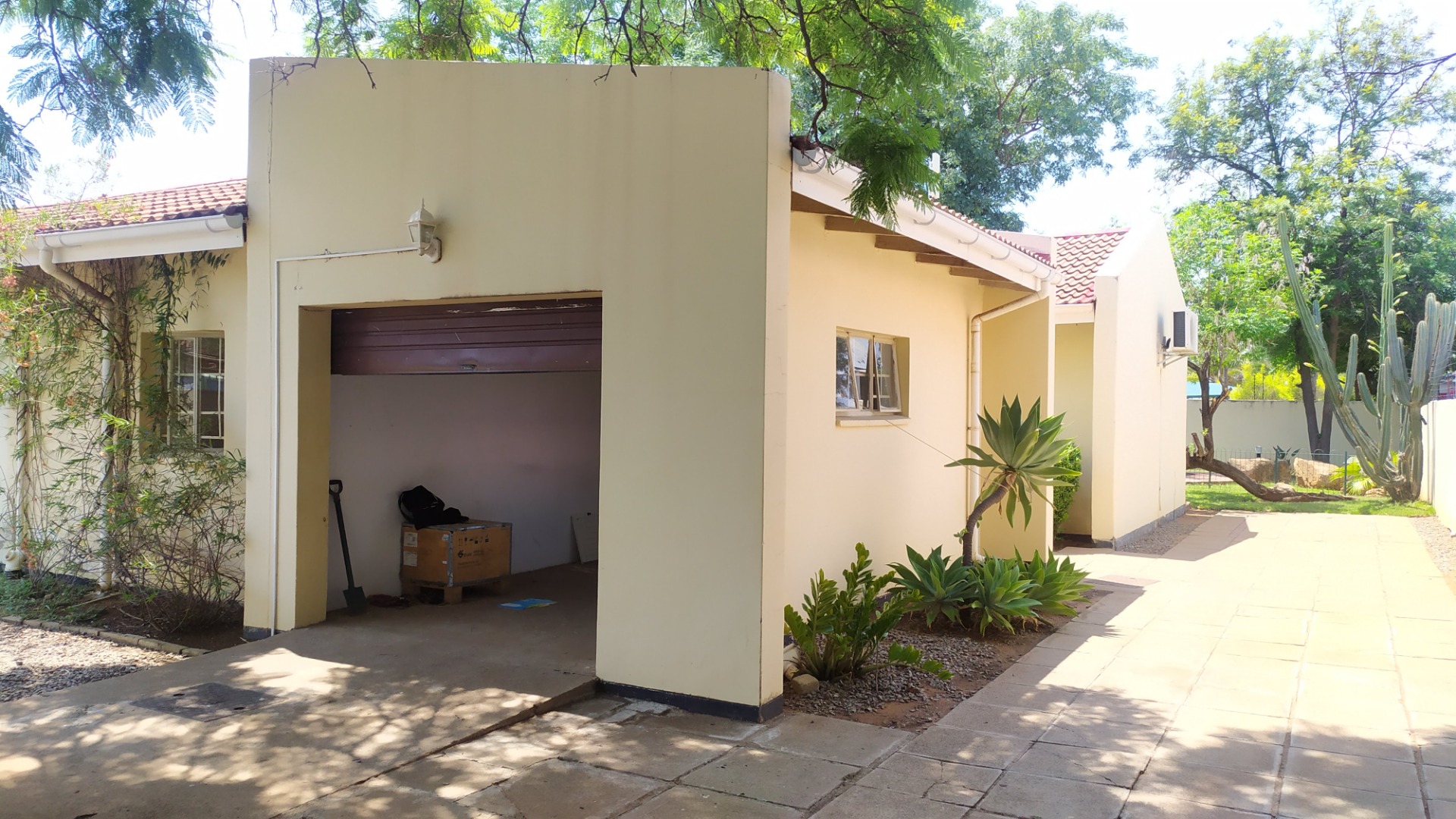3 Bedroom House To Rent in Gaborone West Phase 2 RE/MAX™ of Southern
