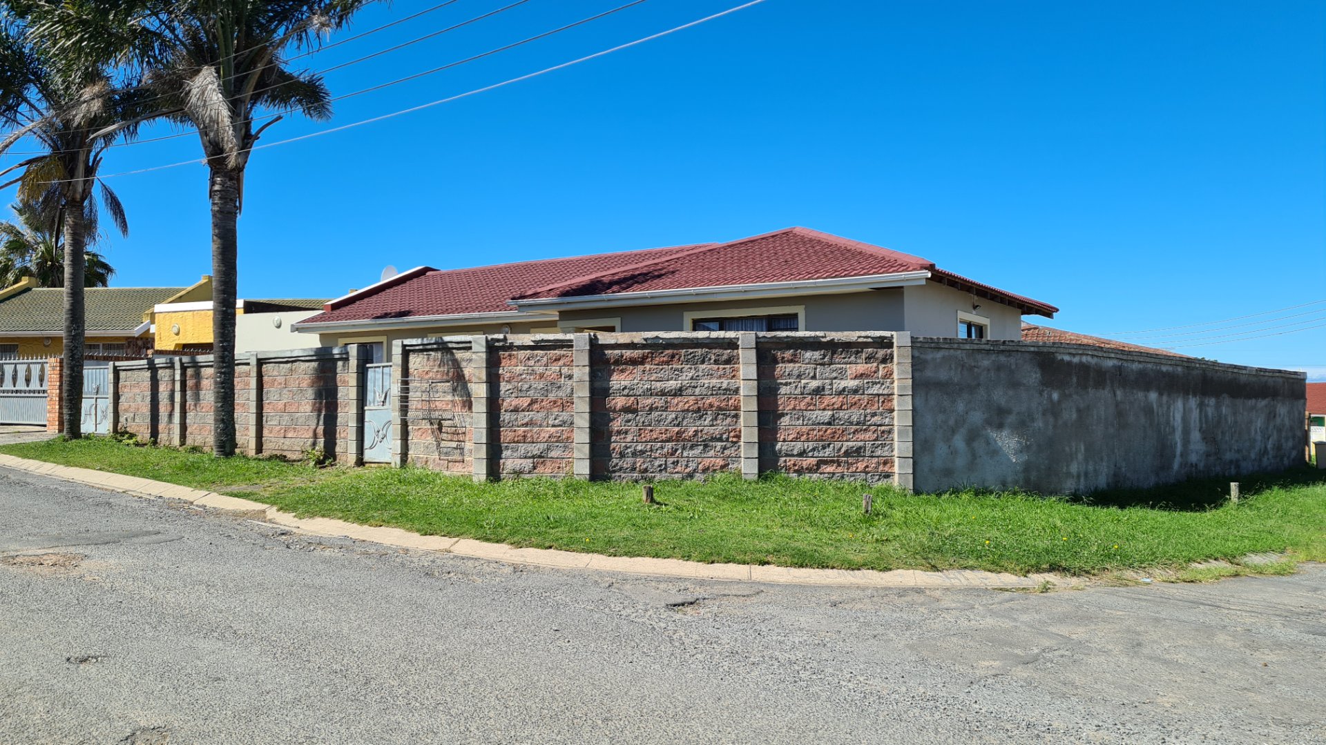 3 Bedroom House For Sale in Buffalo Flats RE/MAX™ of Southern Africa