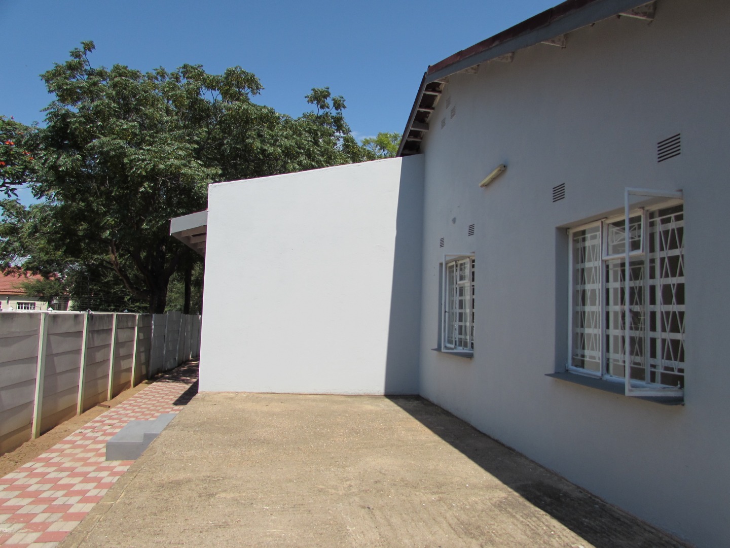 3 Bedroom House For Sale in Phakalane RE/MAX™ of Southern Africa