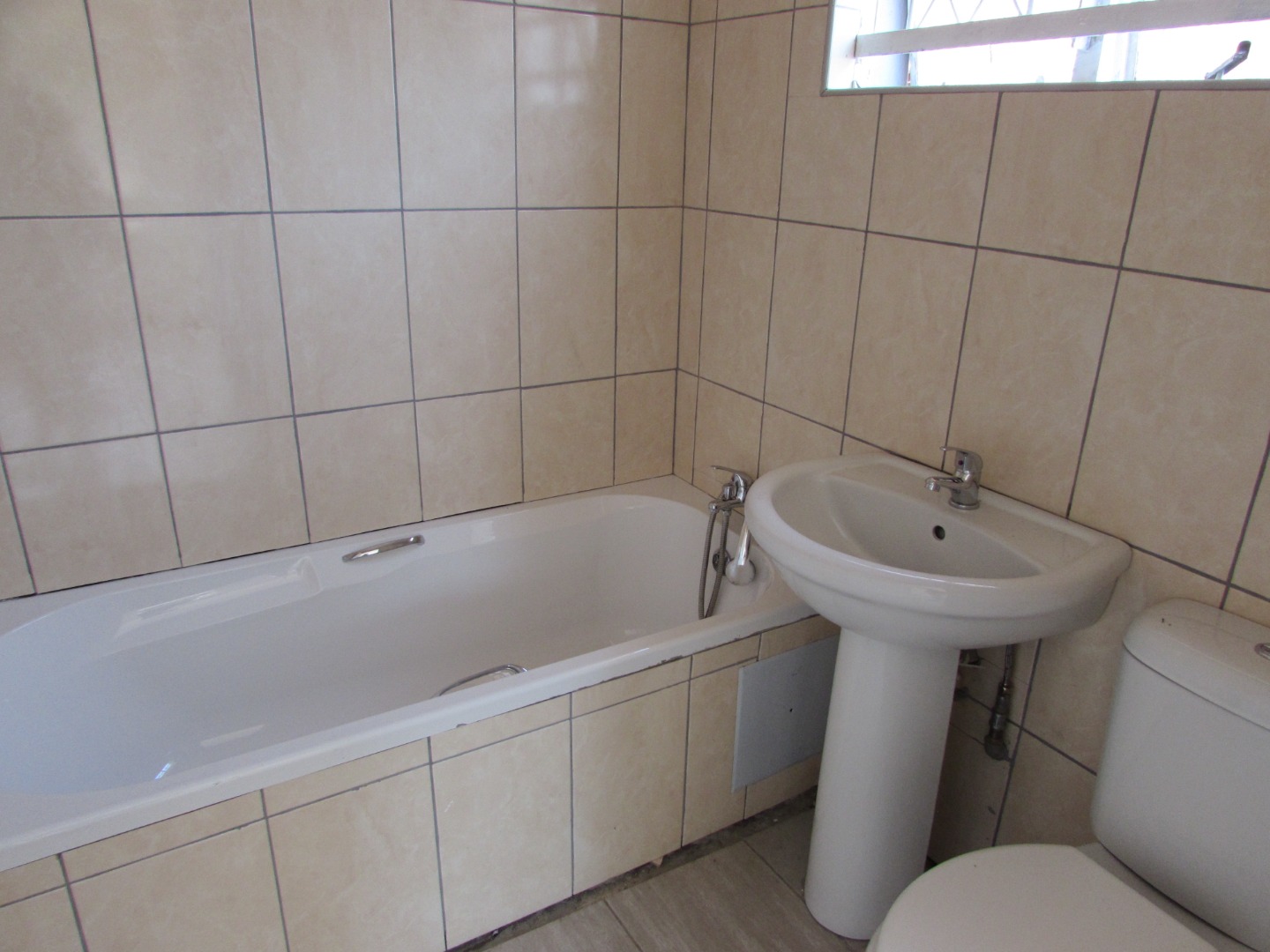 3 Bedroom House For Sale in Phakalane RE/MAX™ of Southern Africa