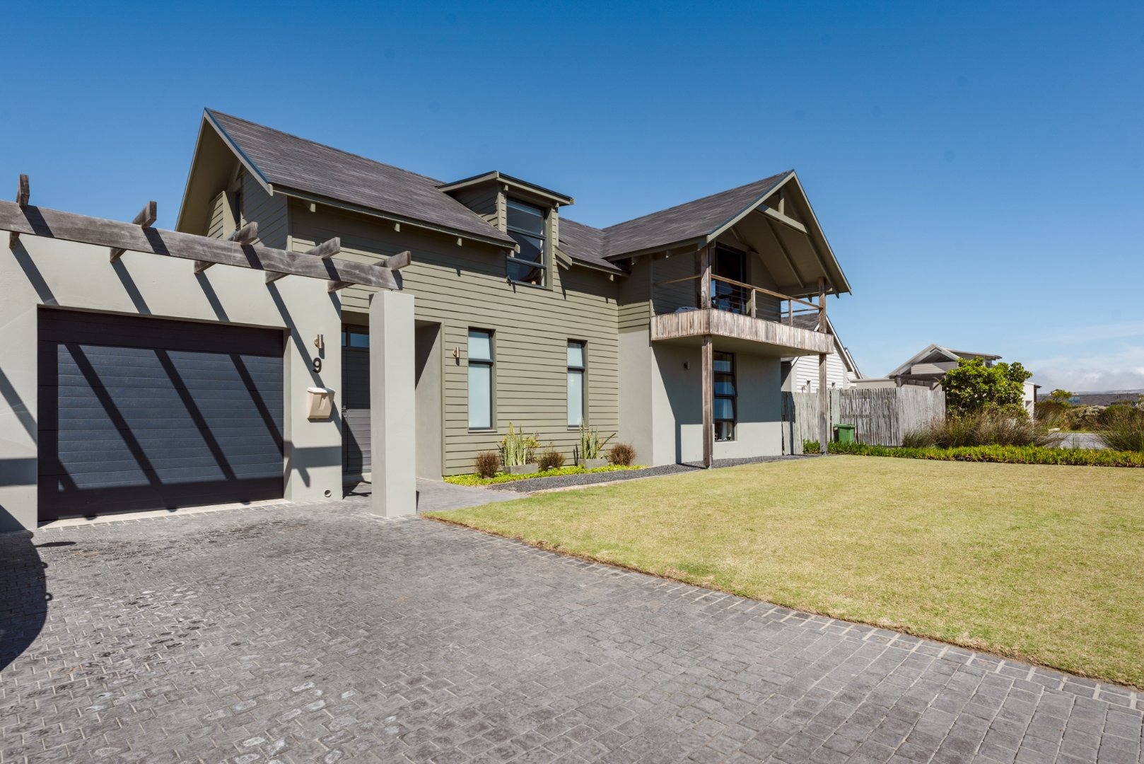 5 Bedroom House For Sale in Lake Michelle Security and Eco Estate RE