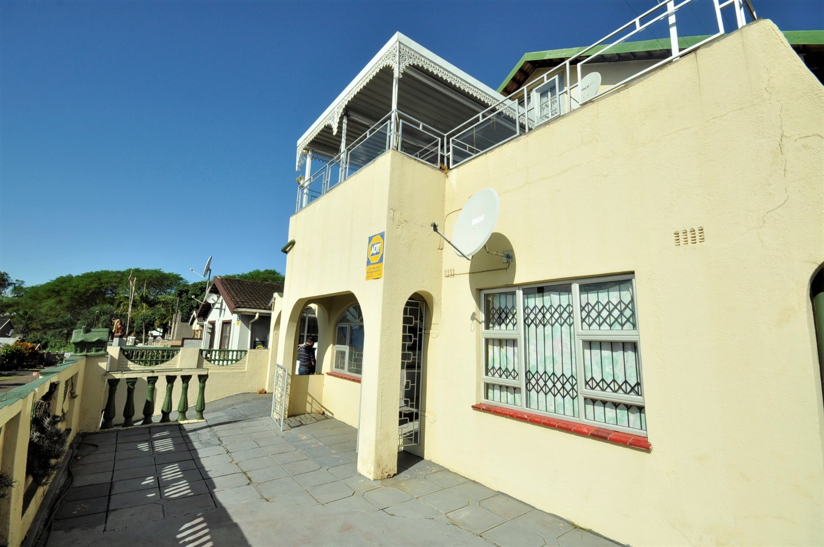 4 Bedroom House For Sale in Palmview RE/MAX™ of Southern Africa