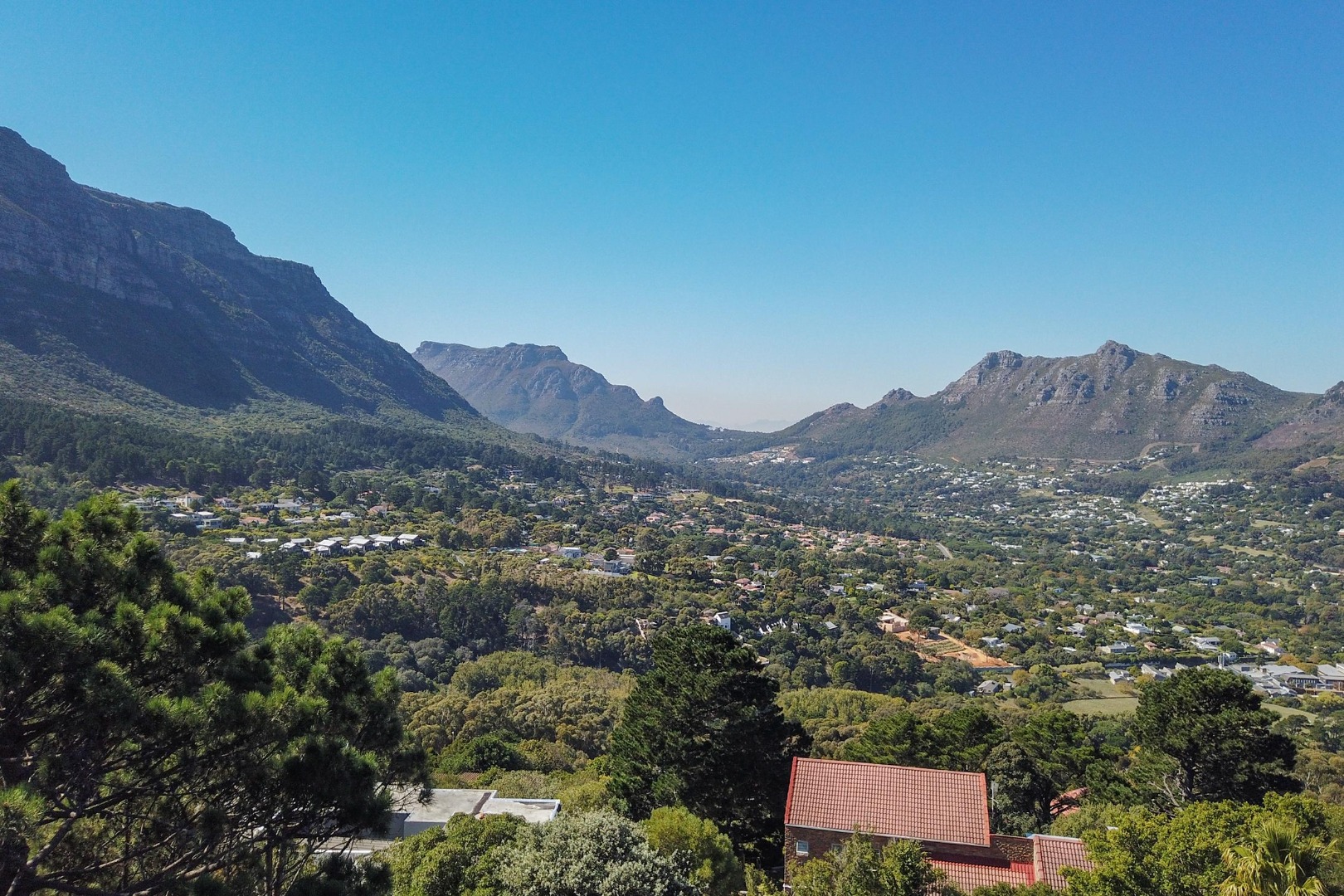 3 Bedroom House For Sale in Mount Rhodes RE/MAX™ of Southern Africa