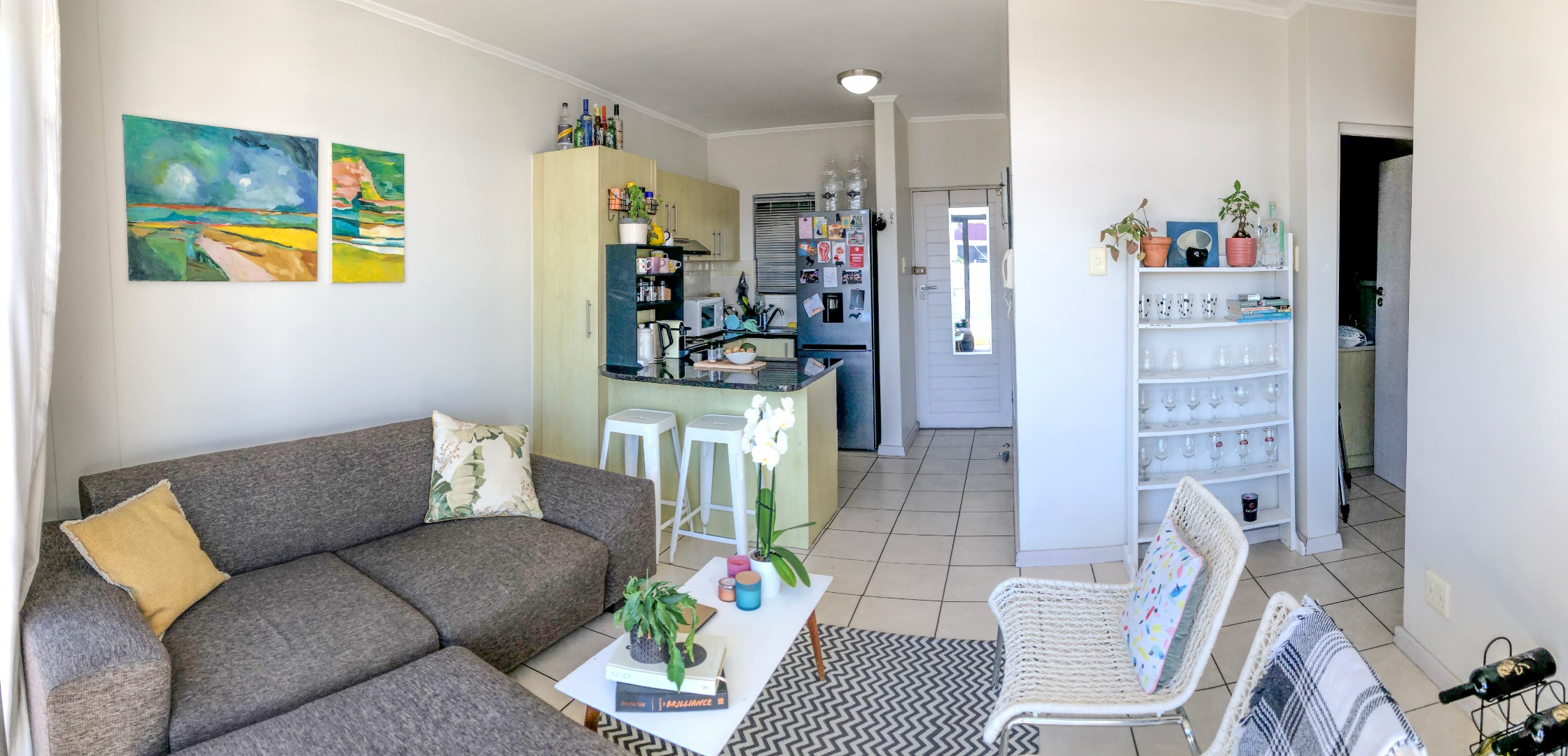 2 Bedroom Apartment / Flat For Sale in Stellenbosch Central RE/MAX™ of Southern Africa