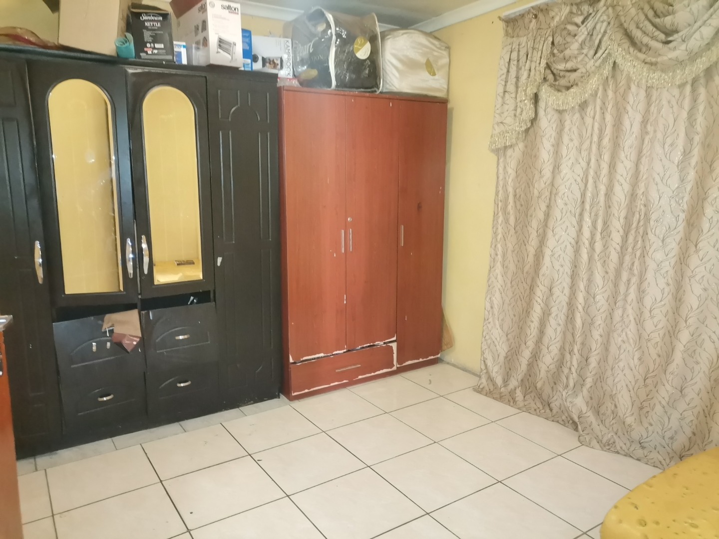 3 Bedroom House For Sale in Eldorado Park RE/MAX™ of Southern Africa
