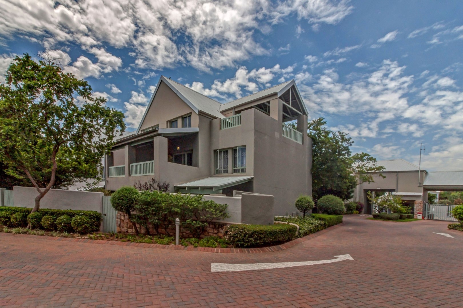Apartments and houses to rent in Fourways, Sandton RE/MAX