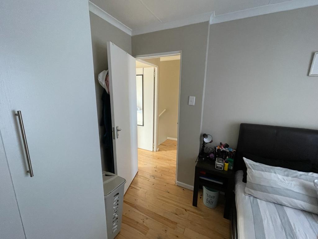 2 Bedroom Townhouse For Sale in Charlo RE/MAX™ of Southern Africa