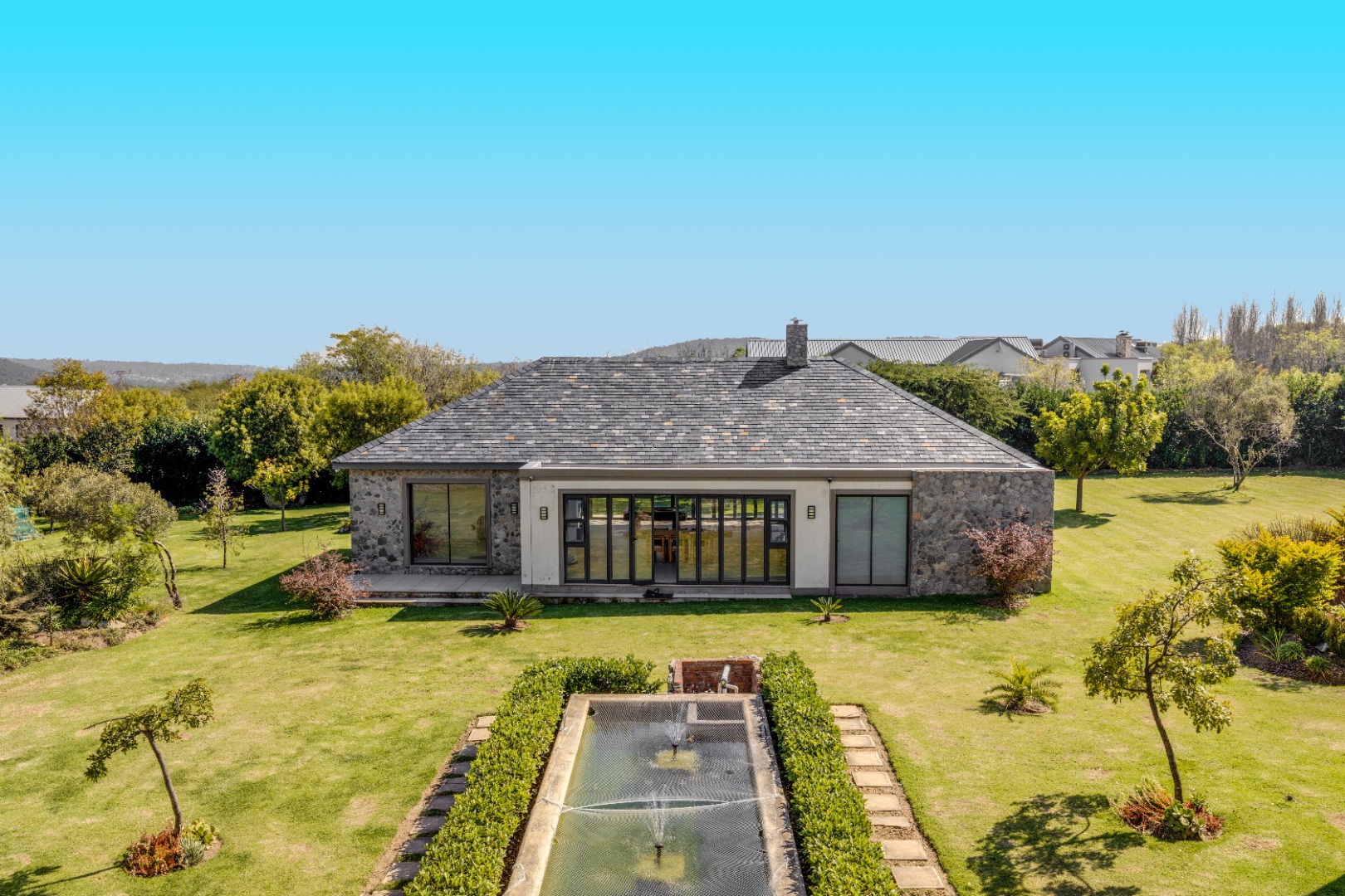 11 Bedroom House For Sale in Waterfall Equestrian Estate RE/MAX™ of