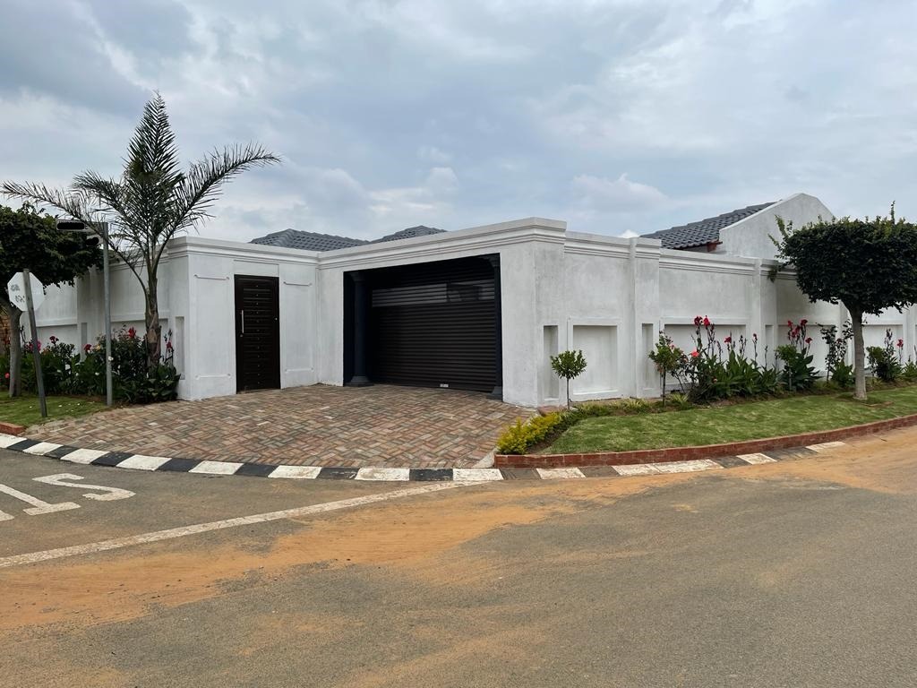 Property for sale in Ormonde View RE/MAX™ of Southern Africa