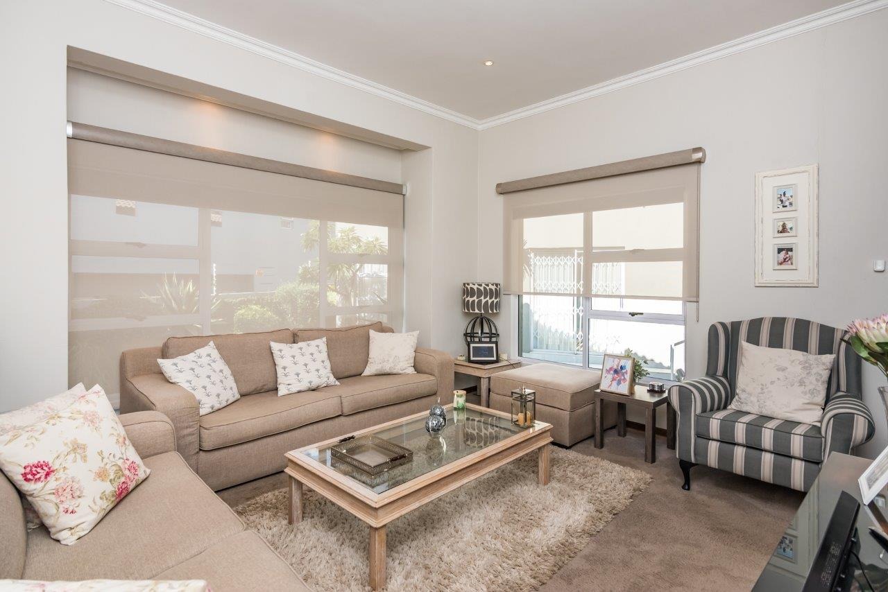 3 Bedroom House For Sale in Silver Valley Estate RE/MAX™ of Southern