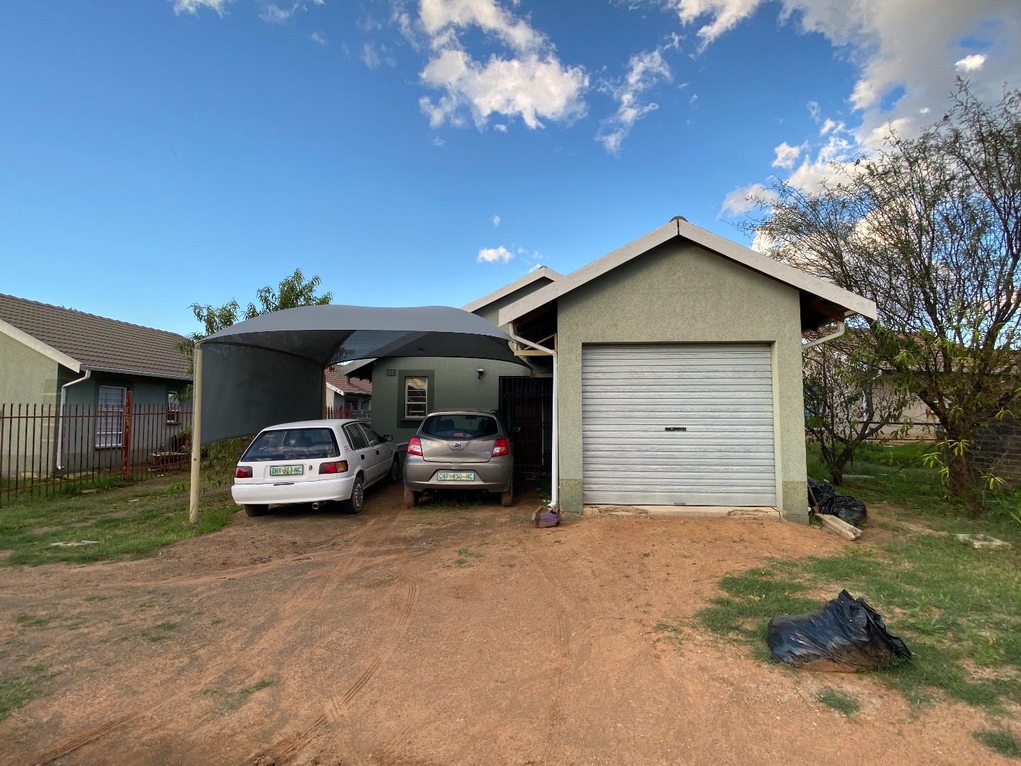 3 Bedroom House For Sale in Roodepan RE/MAX™ of Southern Africa