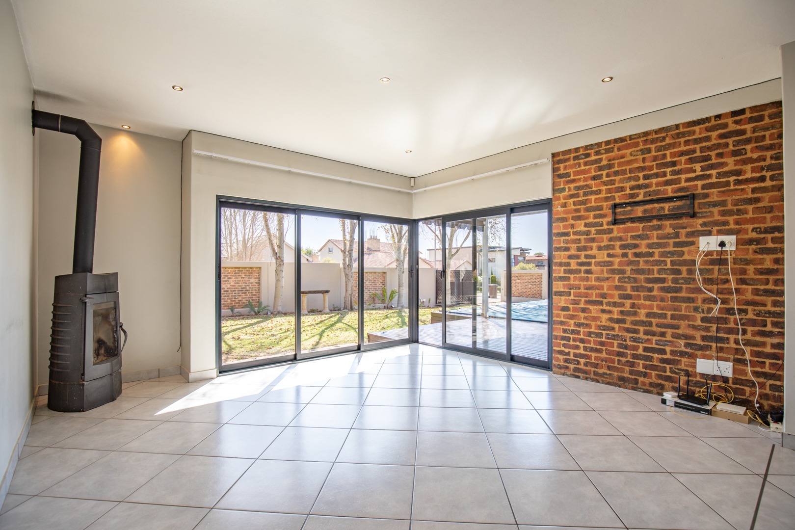5 Bedroom House To Rent in Newmark Estate RE/MAX™ of Southern Africa