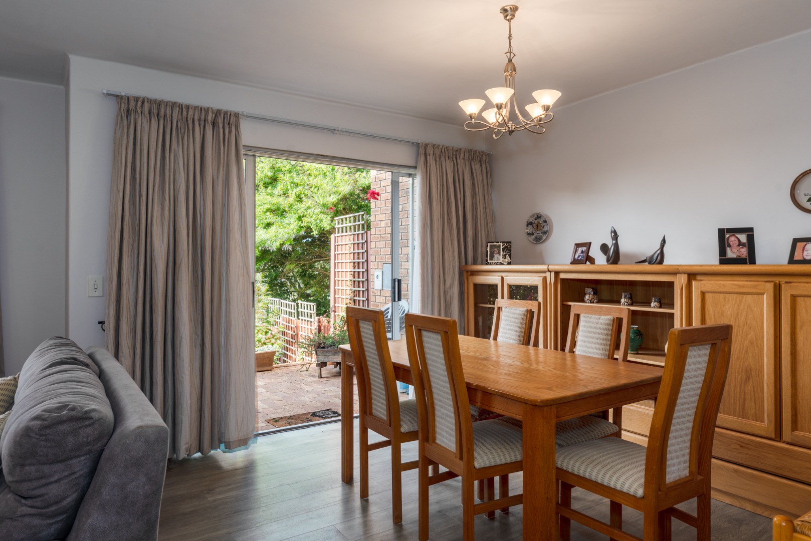 3 Bedroom House To Rent in Lakeside RE/MAX™ of Southern Africa