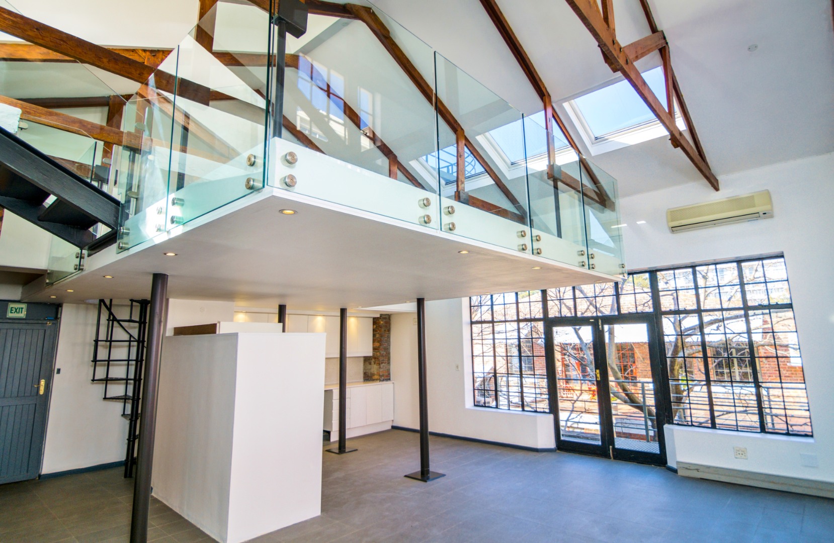 3 Bedroom Apartment / Flat For Sale in De Waterkant RE/MAX™ of