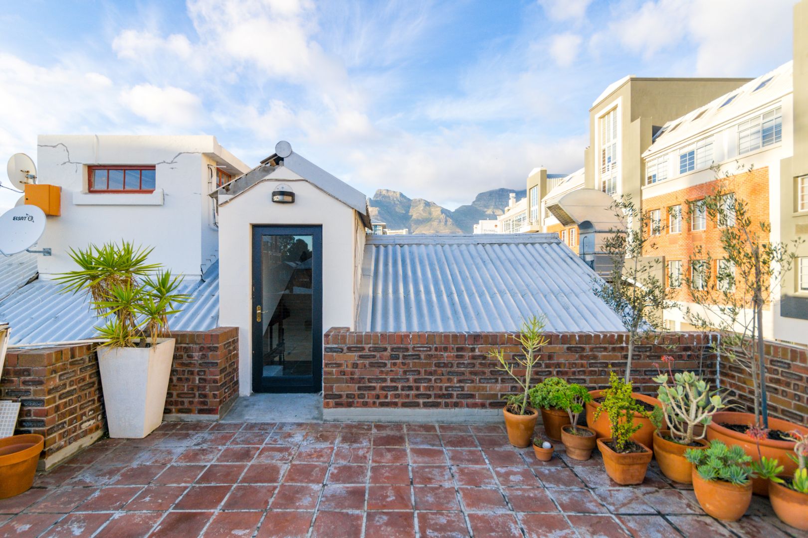 3 Bedroom Apartment / Flat For Sale in De Waterkant RE/MAX™ of