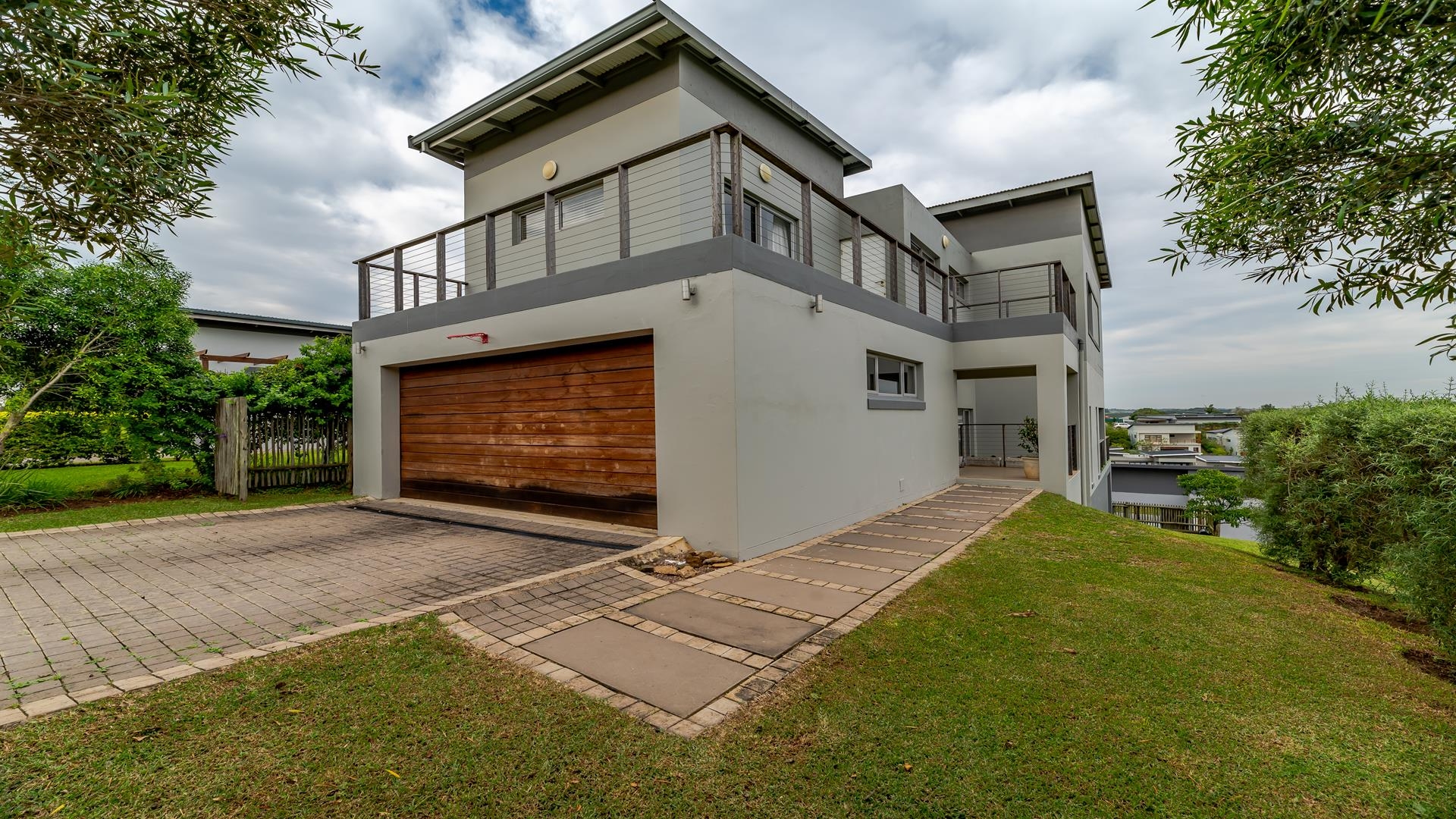 3 Bedroom House For Sale in Palm Lakes Estate RE/MAX™ of Southern Africa