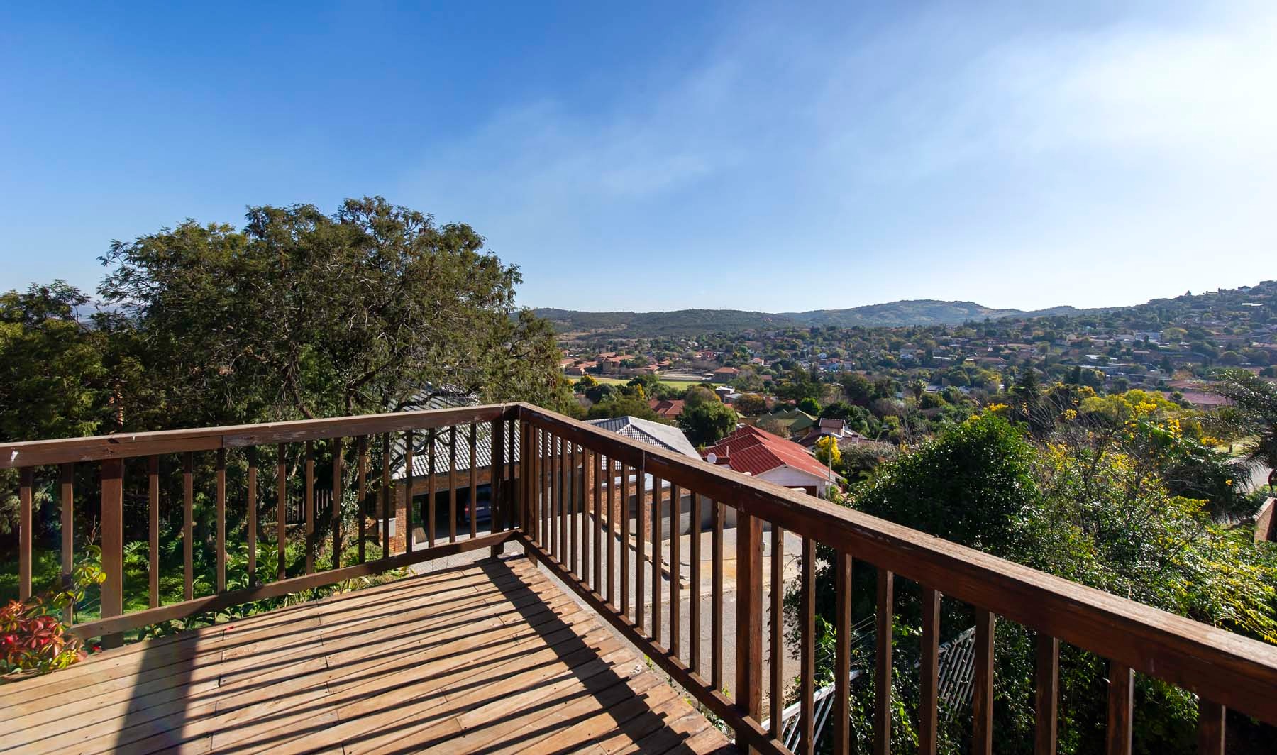 8 Bedroom House For Sale in Mulbarton RE/MAX™ of Southern Africa