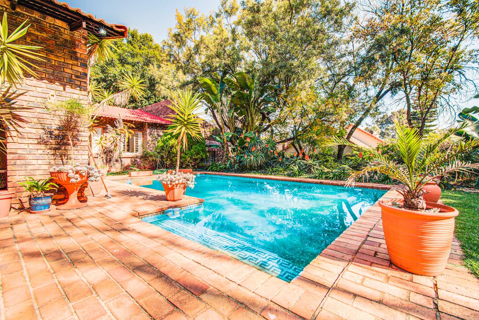 3 Bedroom House For Sale in Morningside Ext 40 RE/MAX™ of Southern Africa