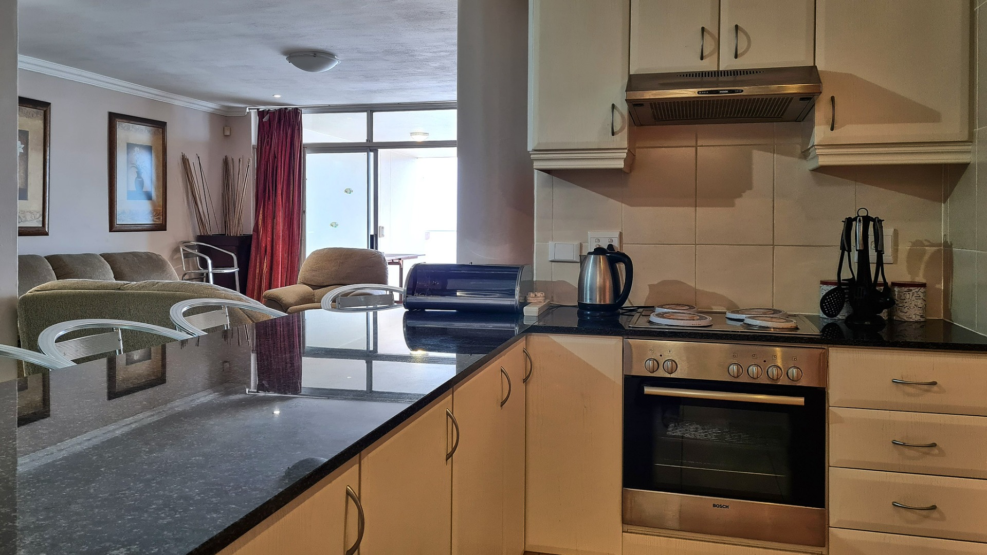 3 Bedroom Apartment for Sale in Margate in Margate