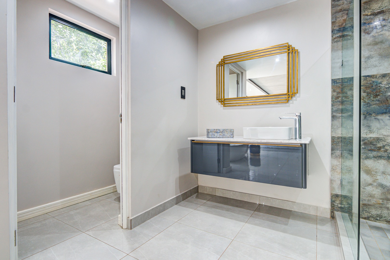 1 Bedroom Apartment / Flat For Sale in Houghton Estate RE/MAX™ of