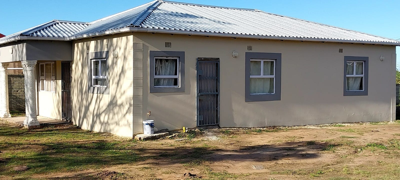 3 Bedroom House For Sale in Kaysers Beach RE/MAX™ of Southern Africa