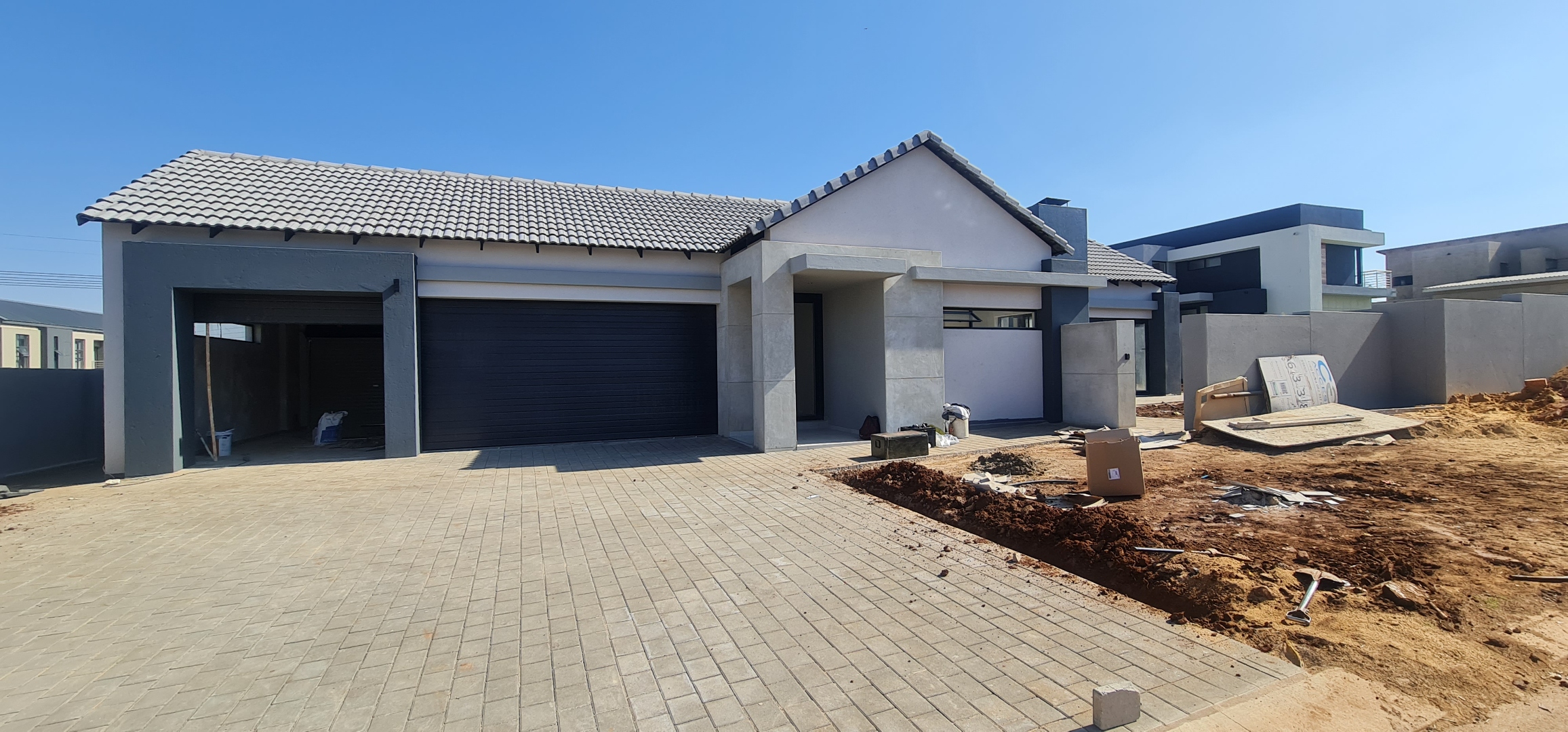 4 Bedroom House For Sale in Midstream Meadows RE/MAX™ of Southern Africa