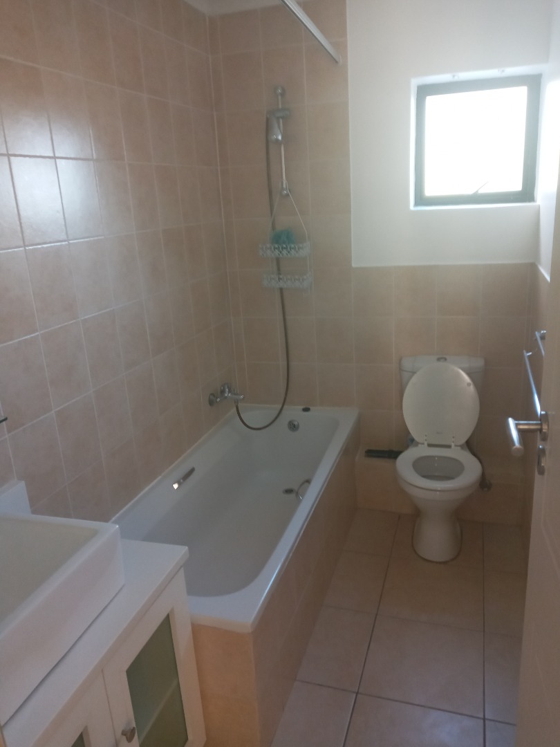 1 Bedroom Apartment / Flat For Sale in St Dumas RE/MAX™ of Southern