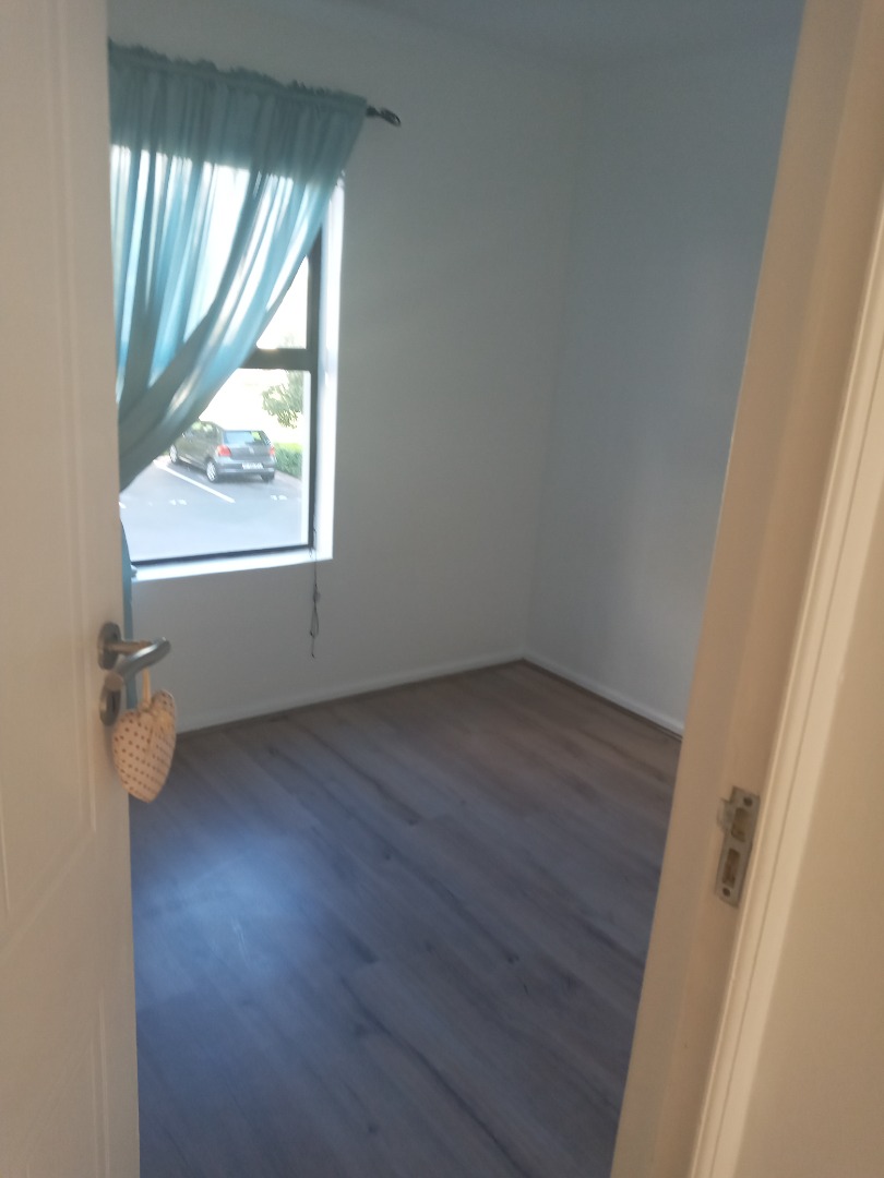 1 Bedroom Apartment / Flat For Sale in St Dumas RE/MAX™ of Southern