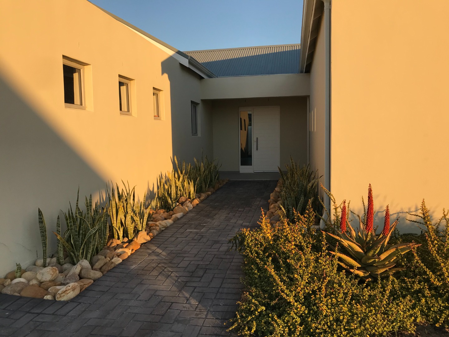Property for sale in Paarl North RE/MAX™ of Southern Africa