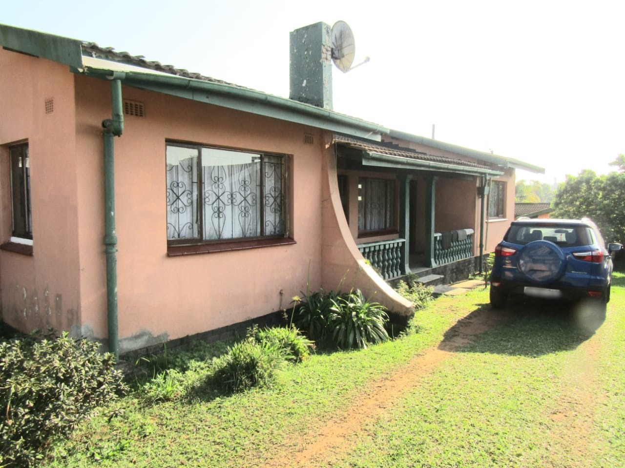 4 Bedroom House For Sale in Isipingo Rail RE/MAX™ of Southern Africa
