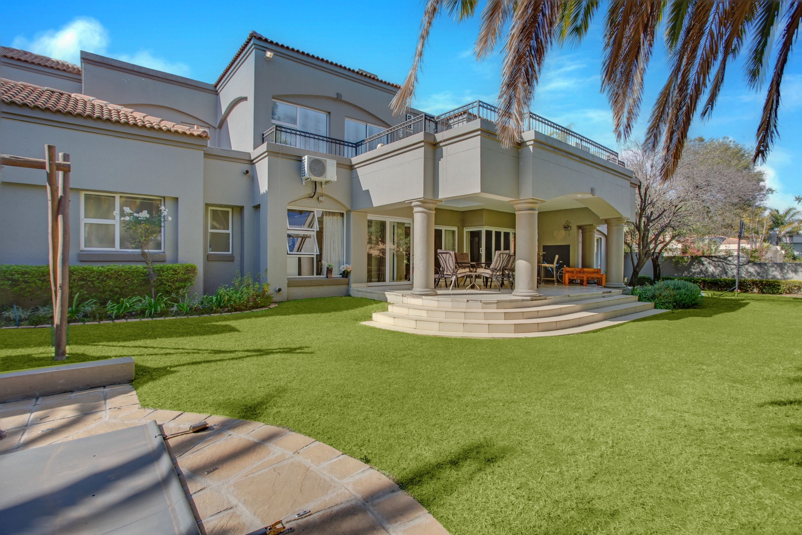 5 Bedroom House To Rent in Dainfern Golf Estate RE/MAX™ of Southern