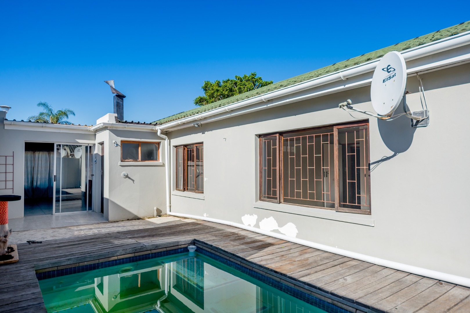 3 Bedroom House For Sale in King Park RE/MAX™ of Southern Africa