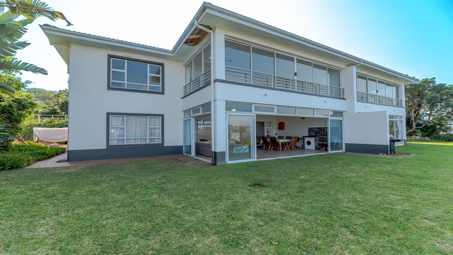 3 Bedroom Apartment / Flat For Sale in Ballito Central RE/MAX™ of
