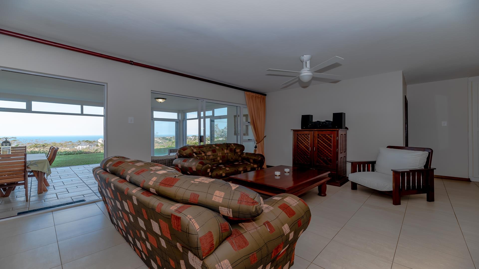 3 Bedroom Apartment / Flat For Sale in Ballito Central RE/MAX™ of