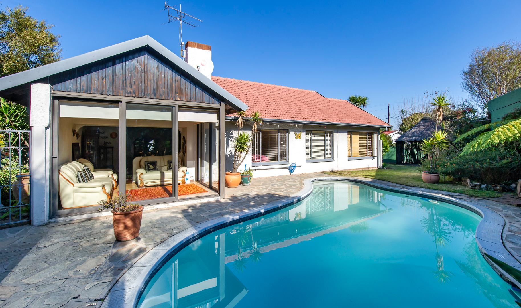 3 Bedroom House For Sale in Croydon RE/MAX™ of Southern Africa