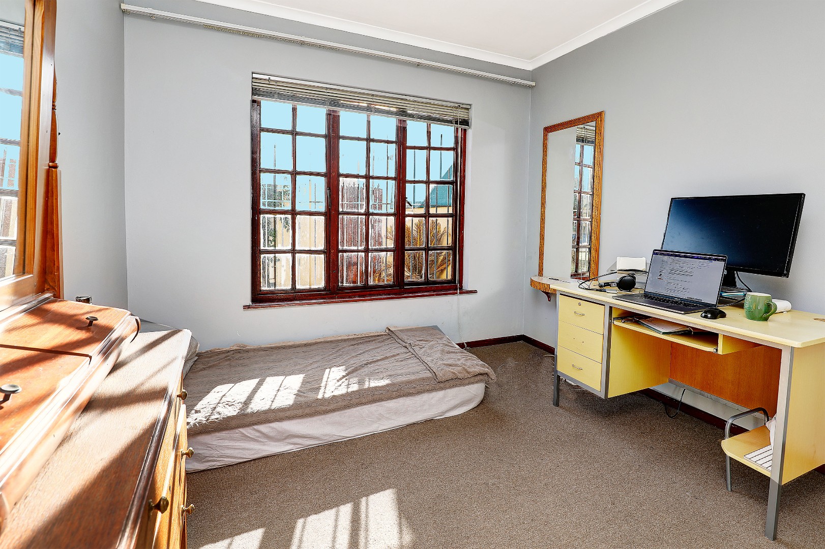 2 Bedroom Townhouse For Sale in Brackenfell Central RE/MAX™ of