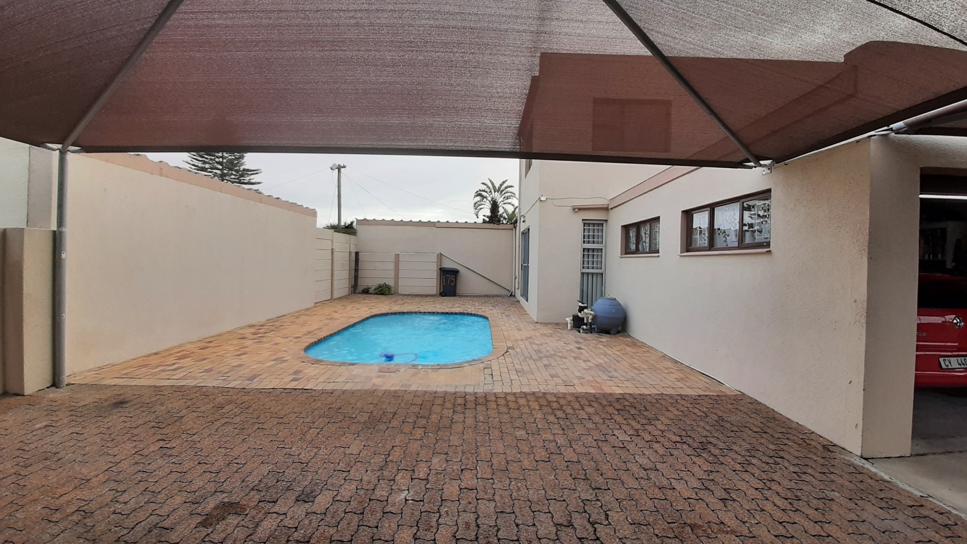 4 Bedroom House For Sale in Goodwood Park RE/MAX™ of Southern Africa