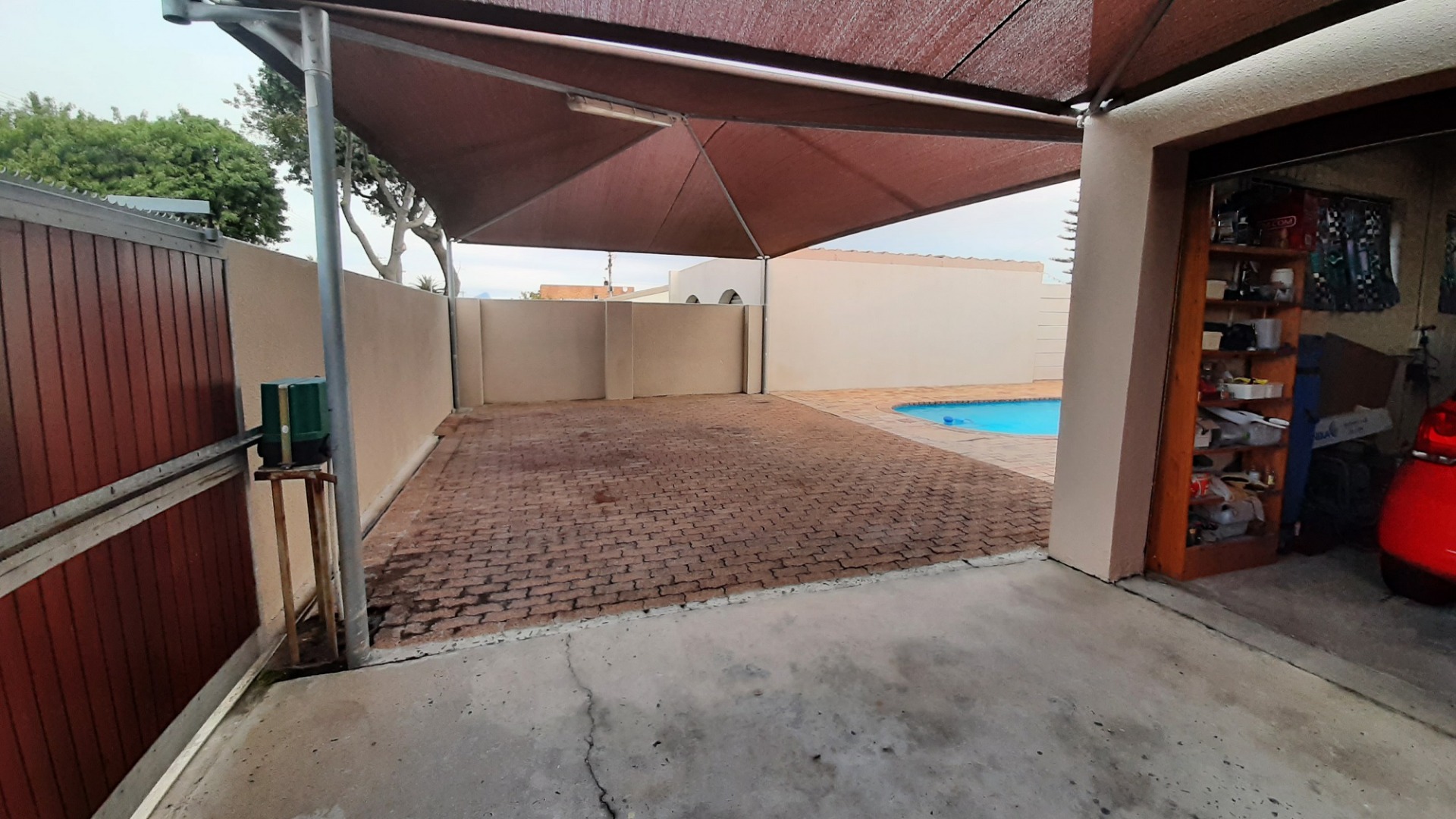 4 Bedroom House For Sale in Goodwood Park RE/MAX™ of Southern Africa