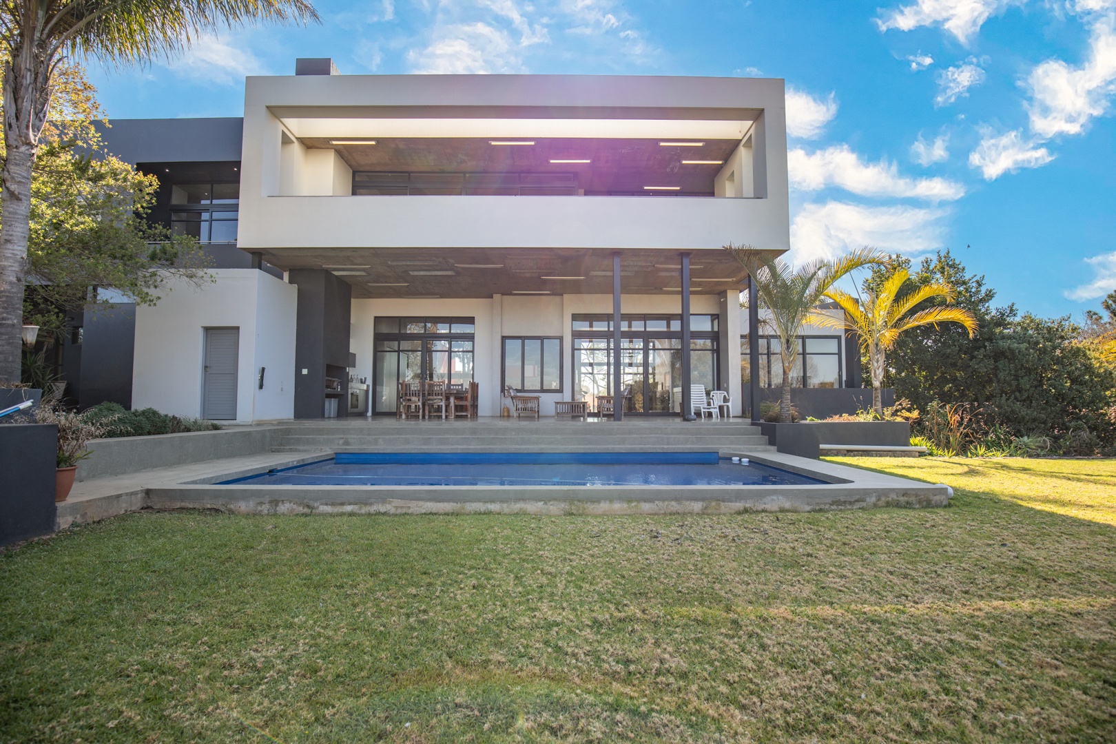 4 Bedroom House For Sale in Waterkloof Heights RE/MAX™ of Southern Africa