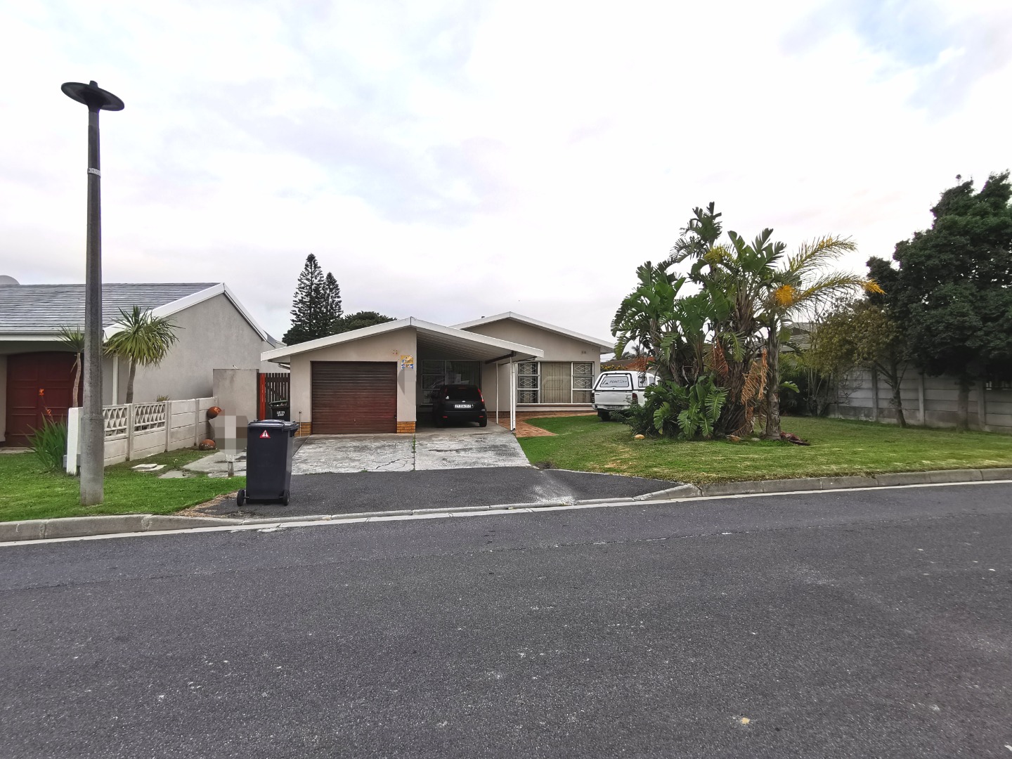 4 Bedroom House For Sale in Panorama RE/MAX™ of Southern Africa