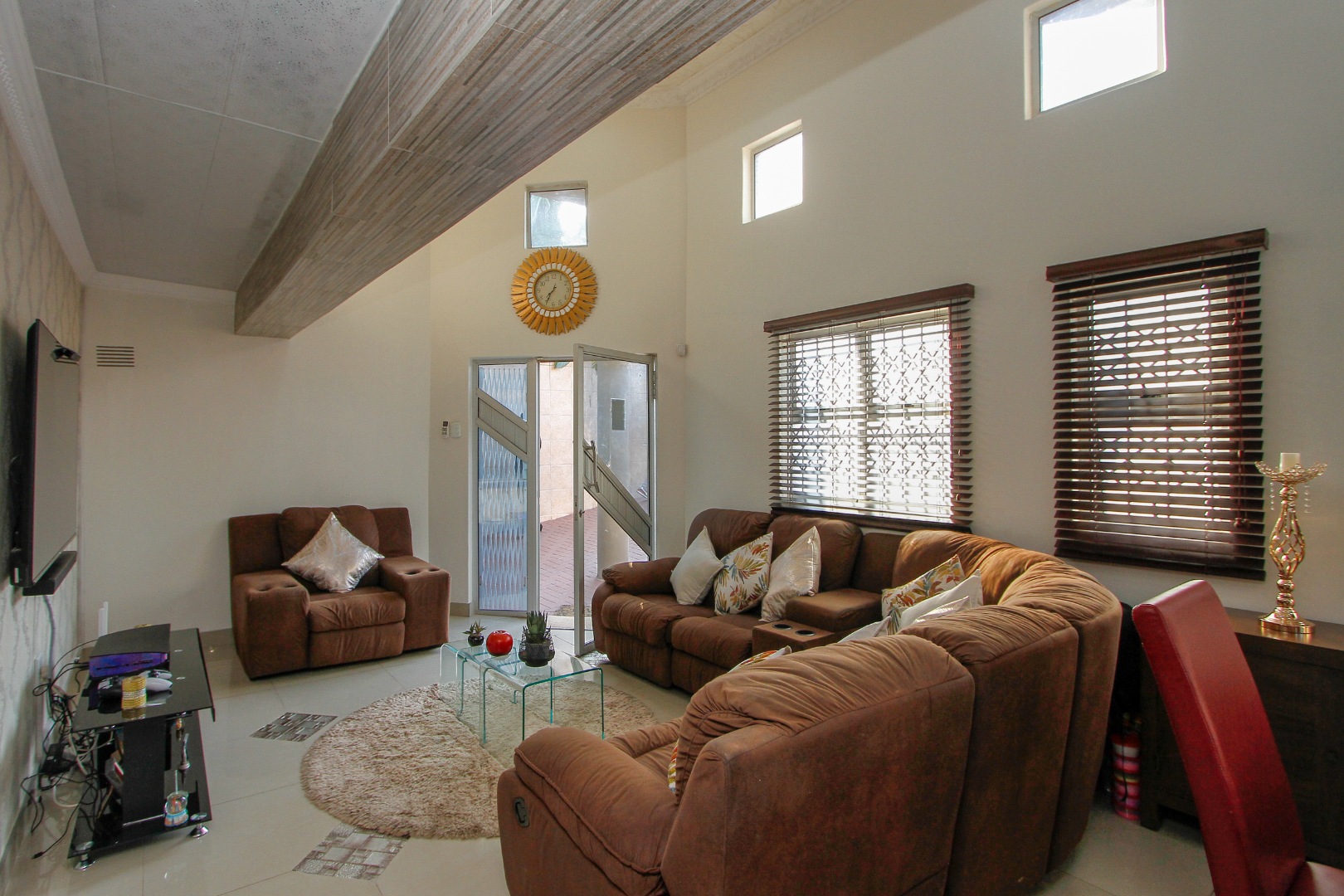 3 Bedroom House For Sale in Woodview RE/MAX™ of Southern Africa