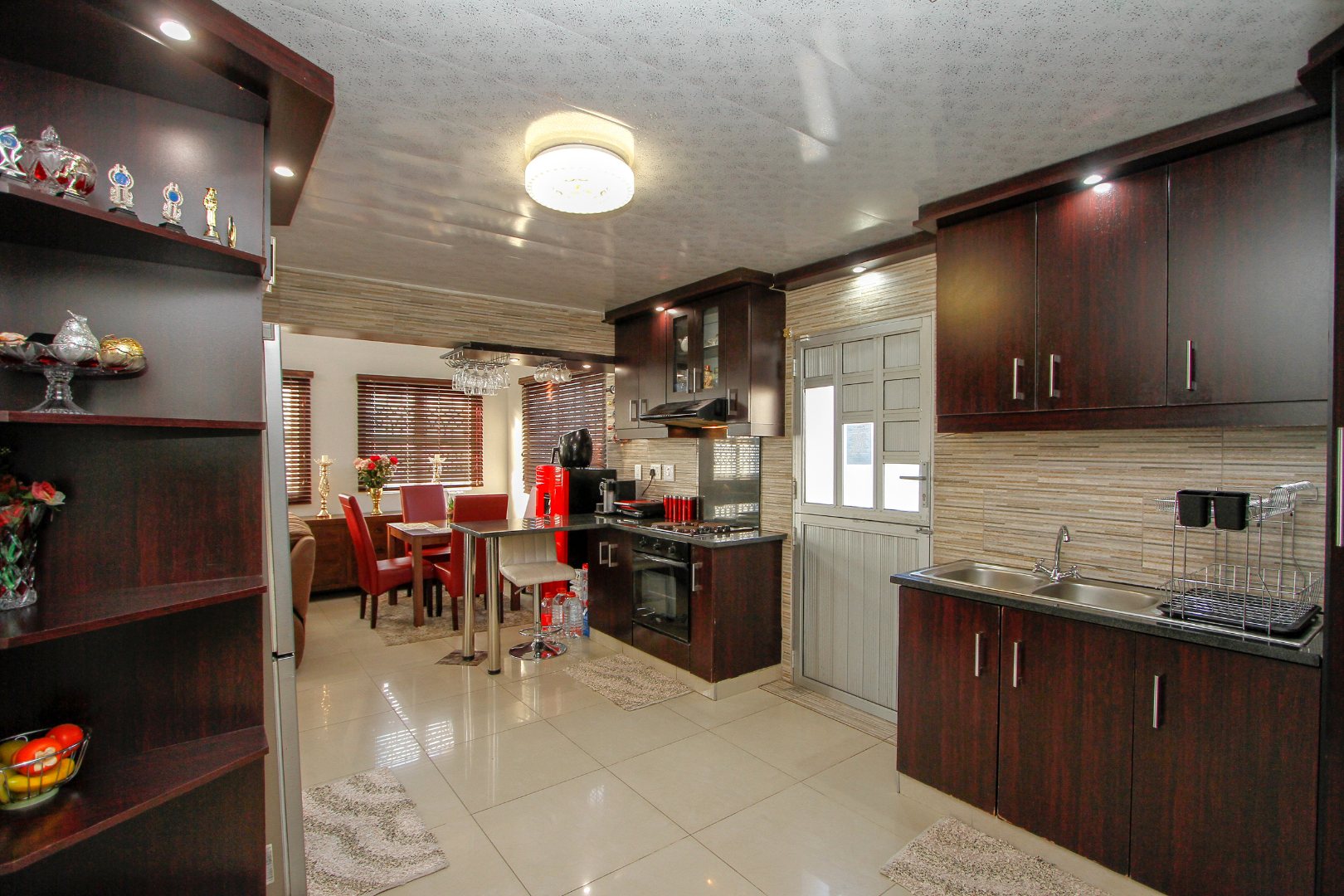 3 Bedroom House For Sale in Woodview RE/MAX™ of Southern Africa