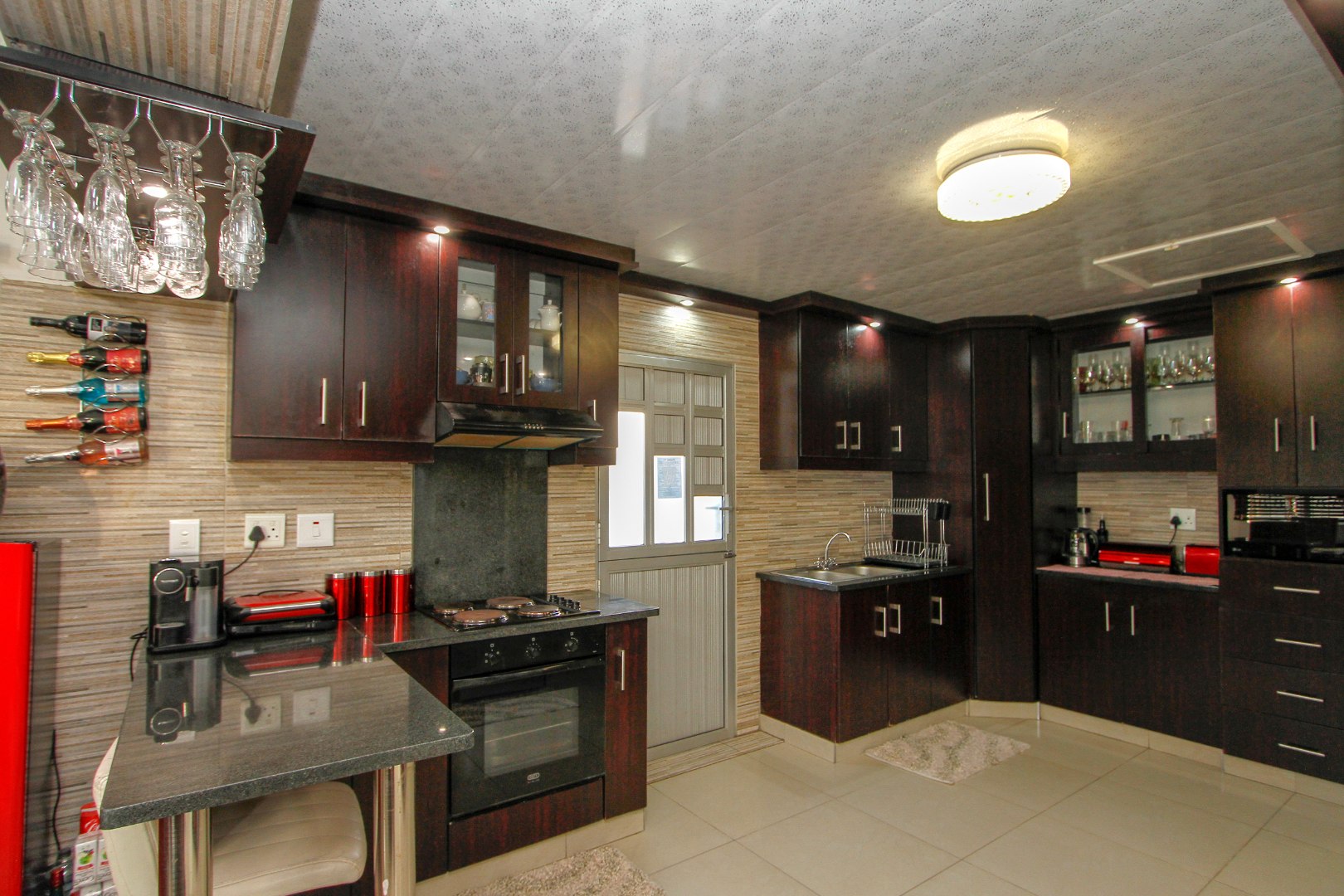 3 Bedroom House For Sale in Woodview RE/MAX™ of Southern Africa