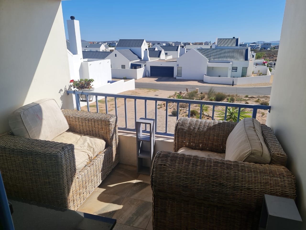 5 Bedroom House For Sale in Blue Lagoon RE/MAX™ of Southern Africa