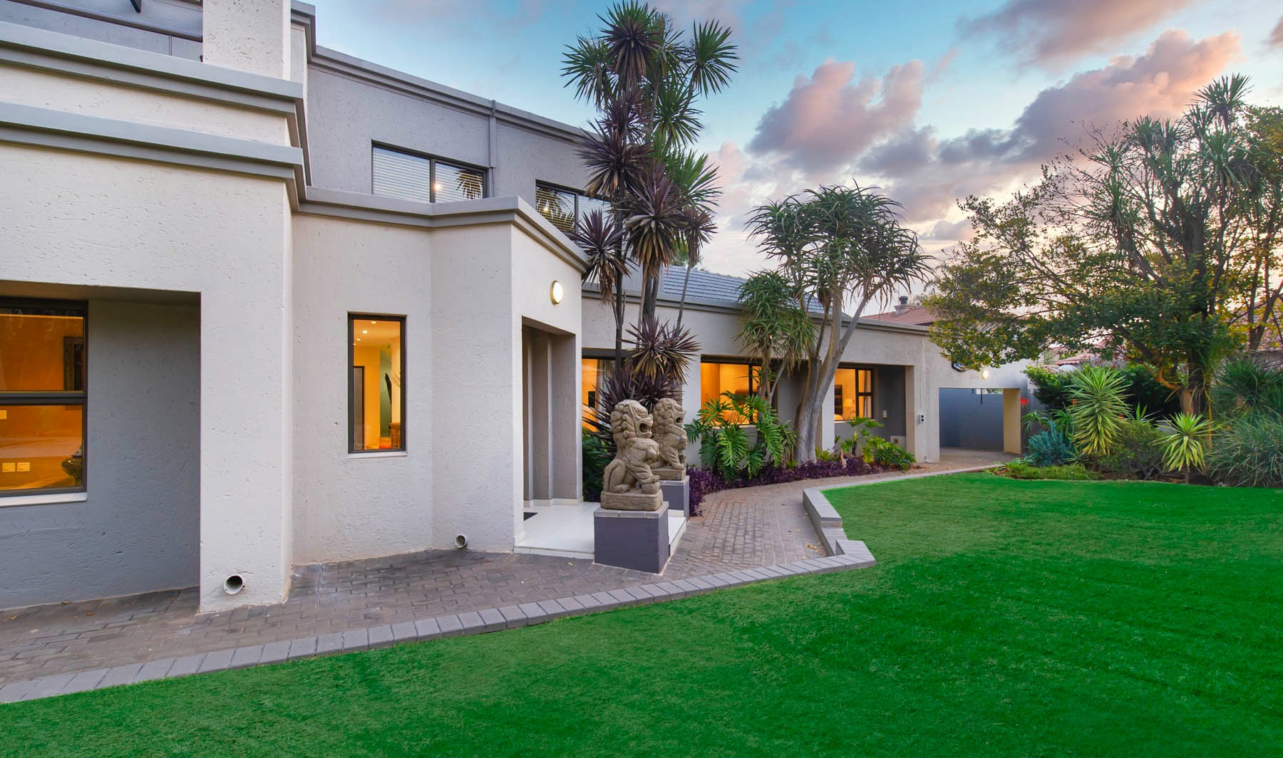 5 Bedroom House For Sale in Bedfordview RE/MAX™ of Southern Africa