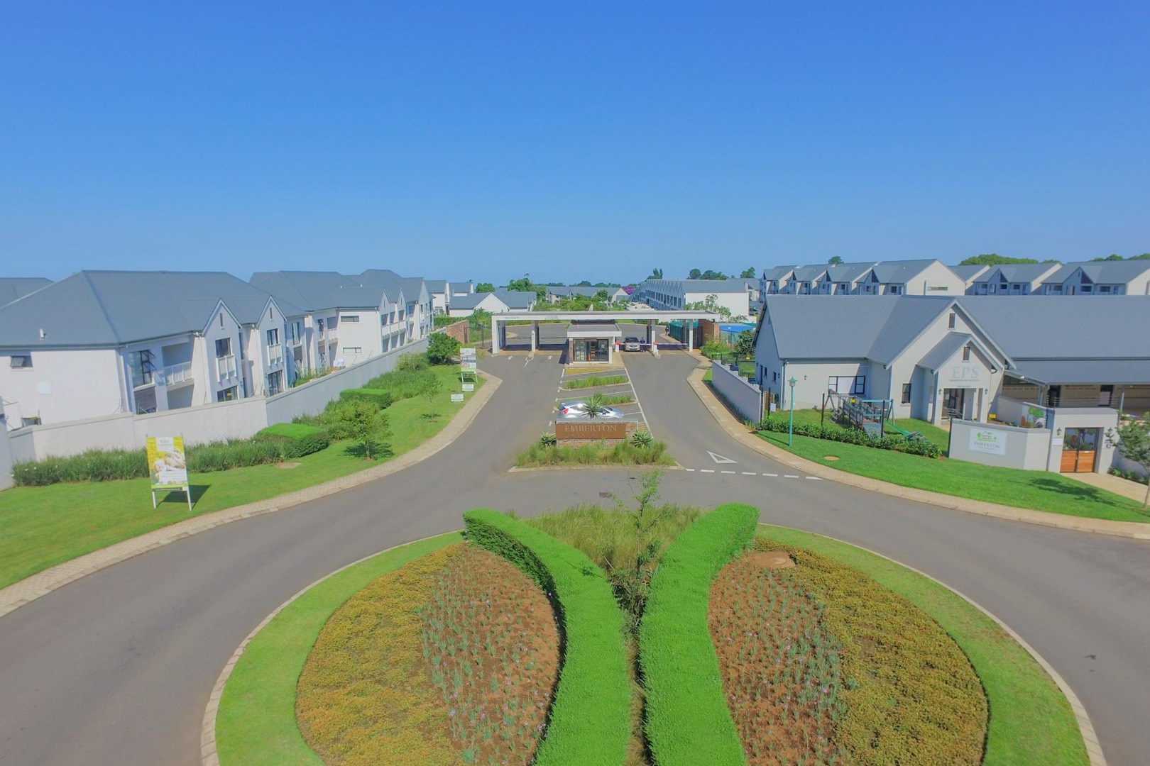 1 Bedroom Apartment / Flat For Sale in Emberton Estate RE/MAX™ of Southern Africa