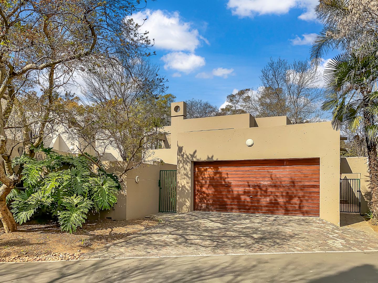 3 Bedroom House For Sale in Parkmore RE/MAX™ of Southern Africa