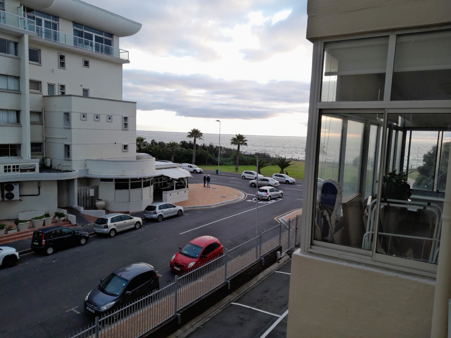 1 Bedroom Apartment / Flat For Sale in Mouille Point RE/MAX™ of
