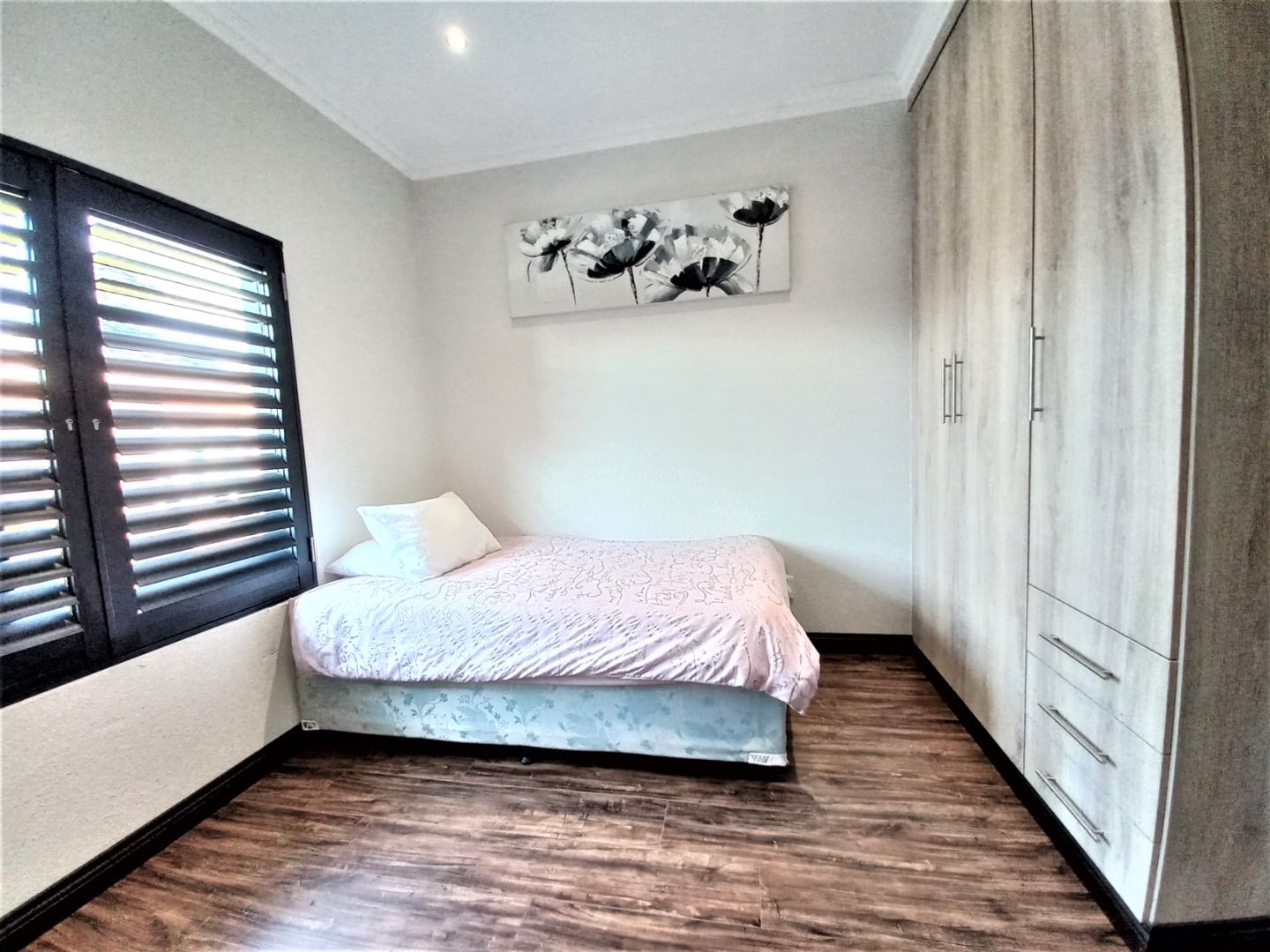 3 Bedroom Townhouse For Sale in New Market RE/MAX™ of Southern Africa